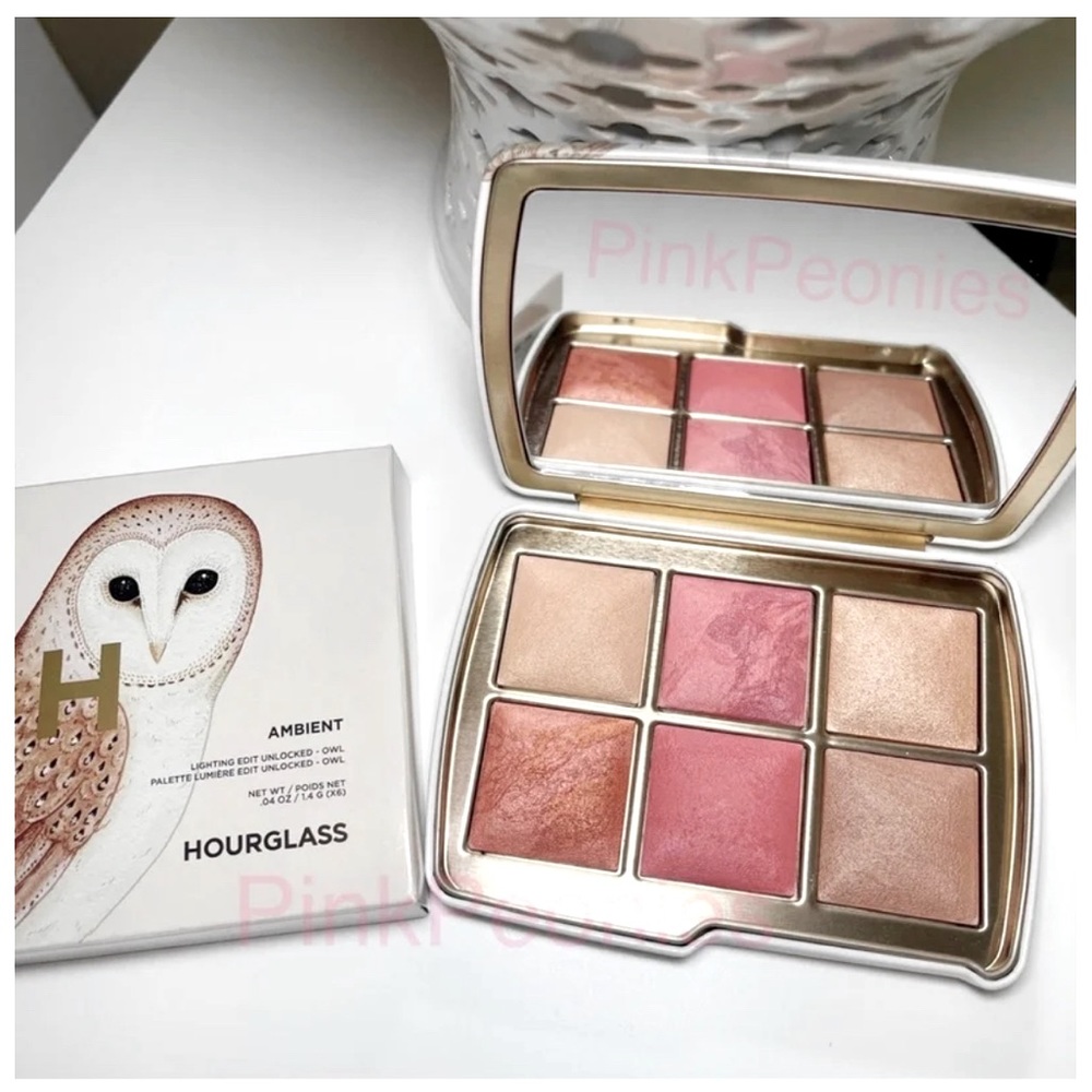 BNIB OWL PALETTE from HOURGLASS
